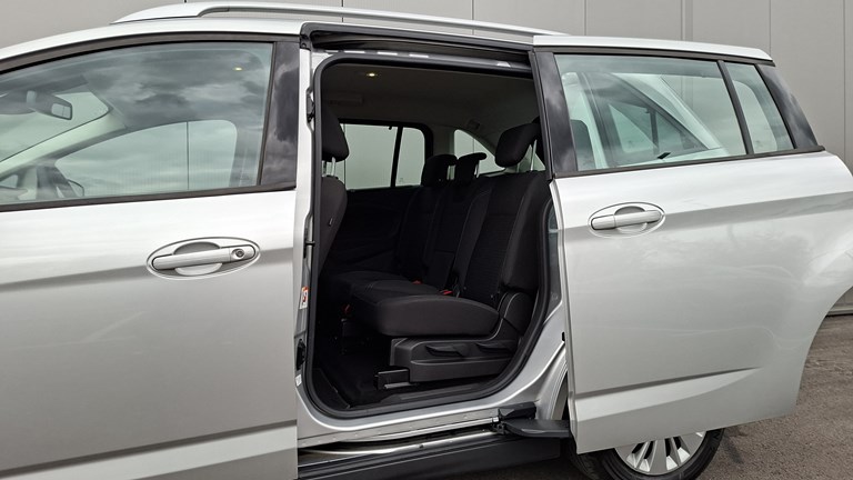 Ford C-Max Grand 1.5 TDCI Automatic