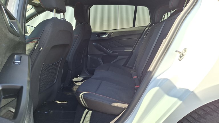 Ford Focus Karavan 1.0 Ecoboost ST-Line