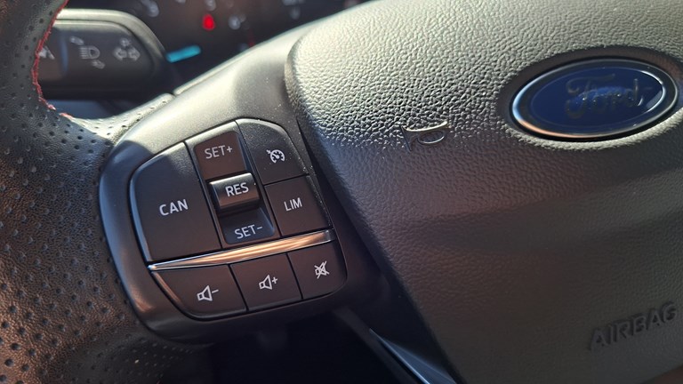 Ford Focus Karavan 1.0 Ecoboost ST-Line