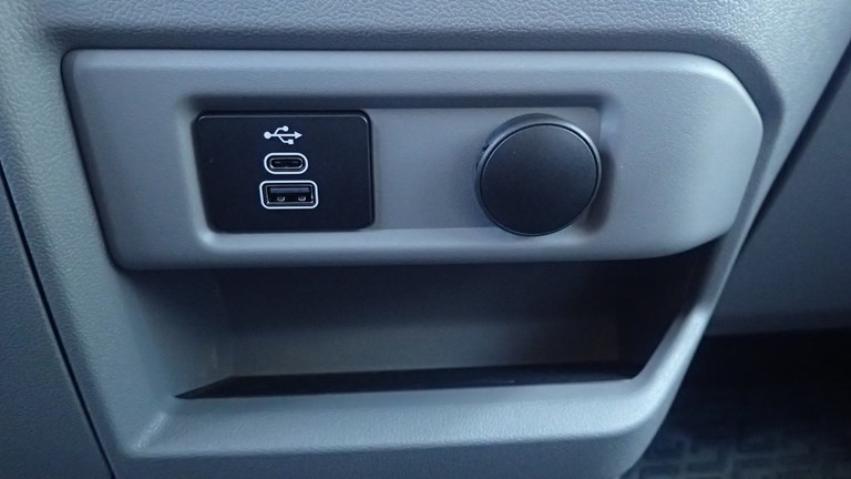 Ford Transit Custom Van 2.5 PHEV 232